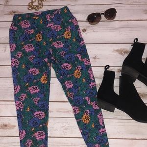 LuLaRoe one size leggings